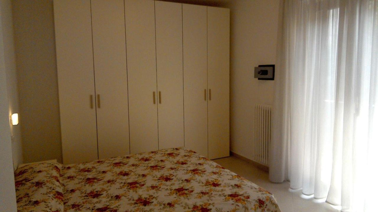 Verde Mare "Appartamenti Per Vacanze" Tortoreto Εξωτερικό φωτογραφία