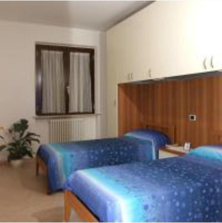 Verde Mare "Appartamenti Per Vacanze" Tortoreto Εξωτερικό φωτογραφία