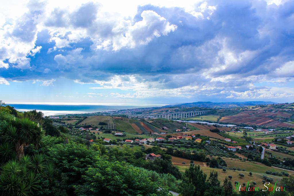 Verde Mare "Appartamenti Per Vacanze" Tortoreto Εξωτερικό φωτογραφία